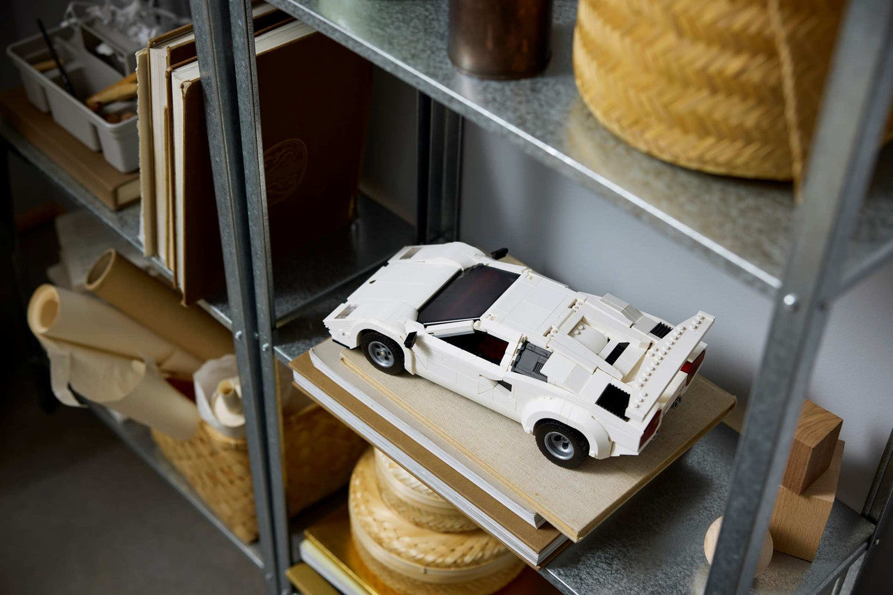 LEGO® ICONS - Lamborghini Countach 5000 Quattrovalvole 10337