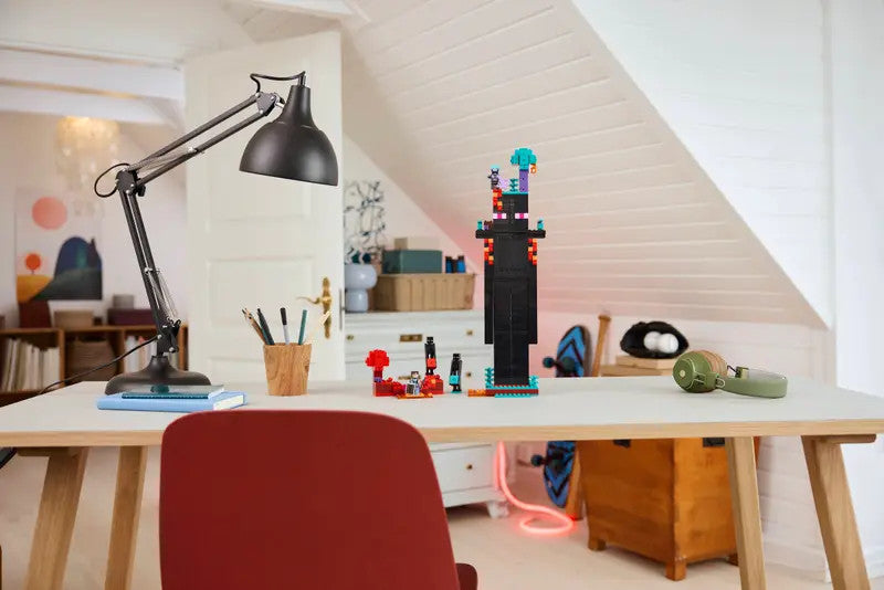 LEGO® Minecraft® The Enderman Tower 21279