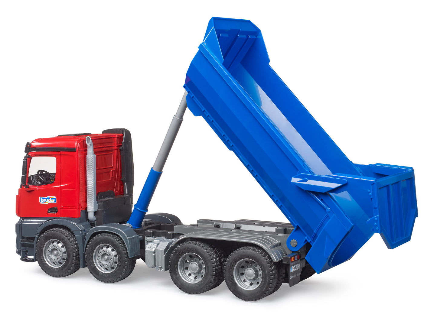 Bruder Mercedes-Benz Arocs Halfpipe Dump Truck 03621 1:16 scale construction vehicle with tipping dump body