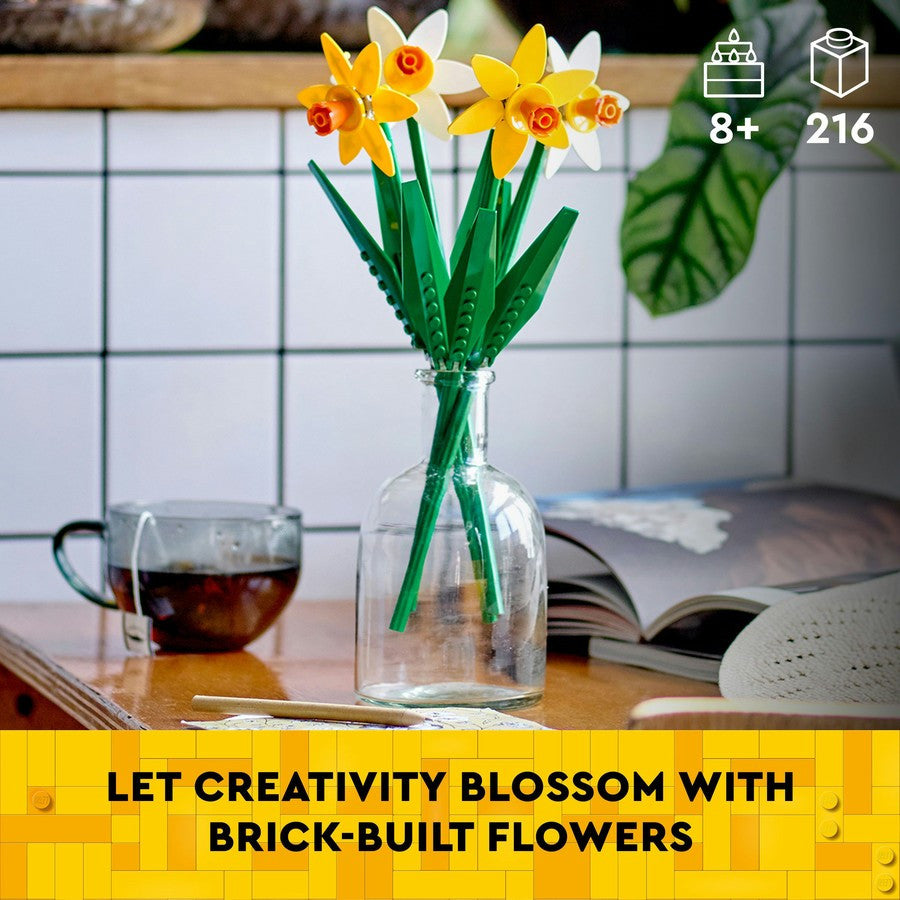 LEGO® Daffodils 40747