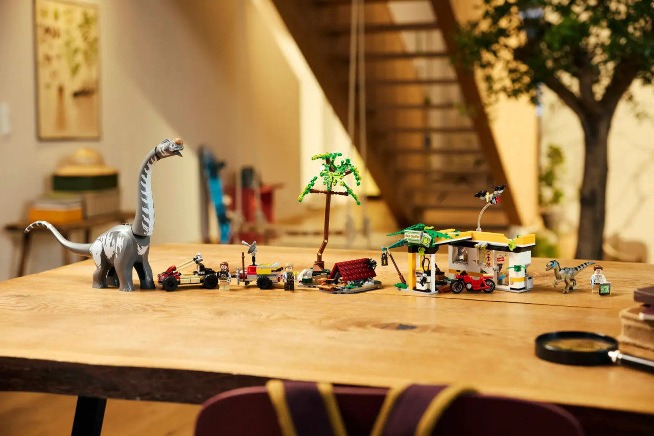 LEGO® Jurassic World™ - Raptor &Titanosaurus Tracking Mission 76973