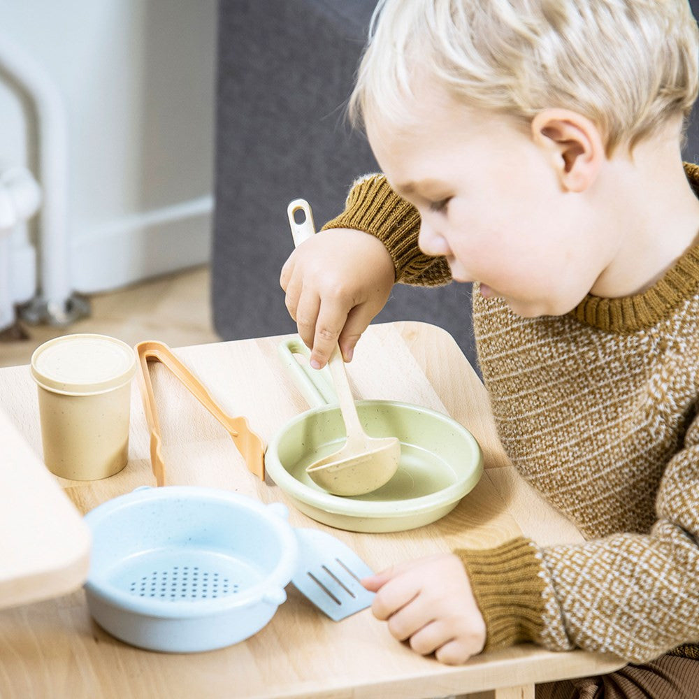 Dantoy - BIOplastic Kitchen Set 12pcs