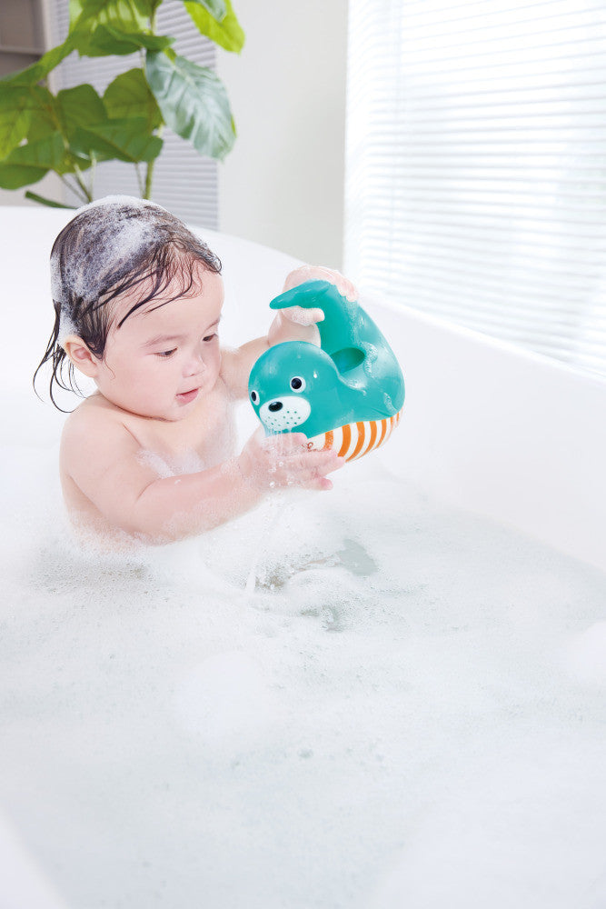 Hape Bath Toys Happy Splashers Seal Jug