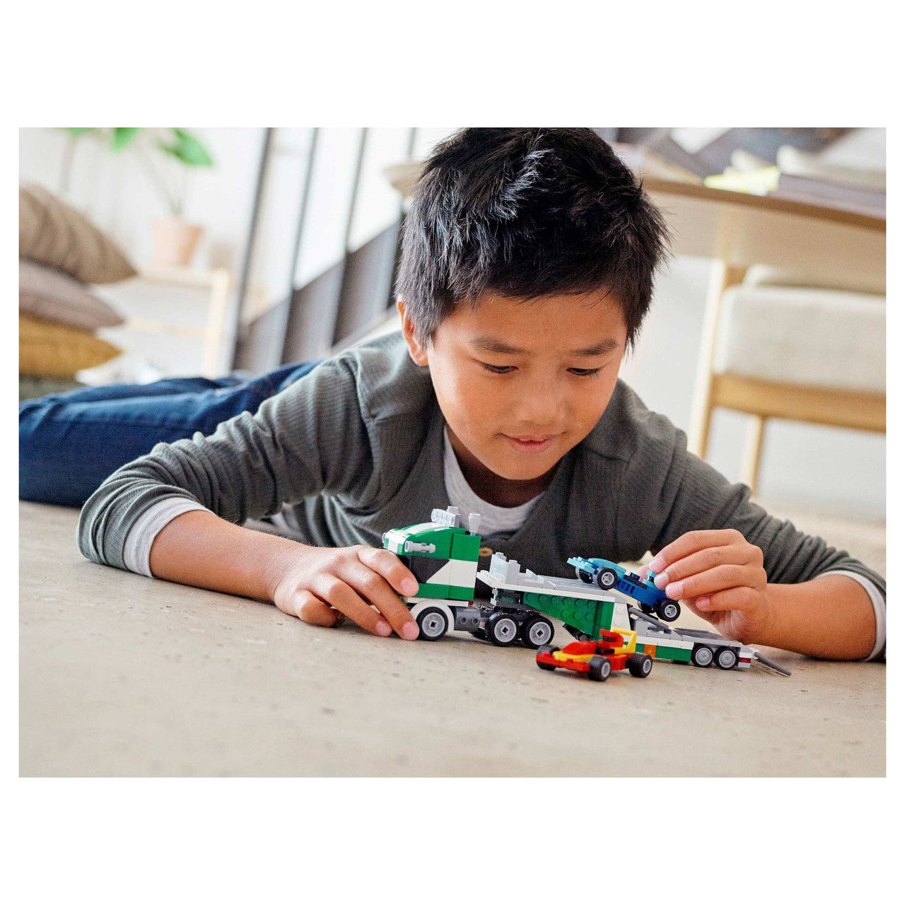 LEGO Creator 3in1 - Race Car Transporter 31113