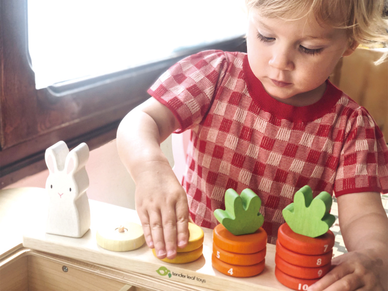 Tender Leaf Toys - Counting Carrots Wooden Stacker