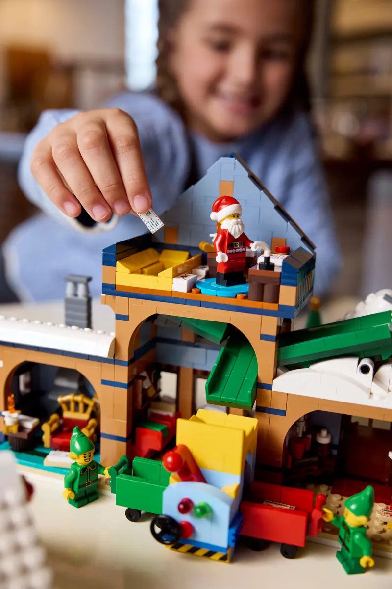 LEGO® Icons - Santa's Post Office 10339