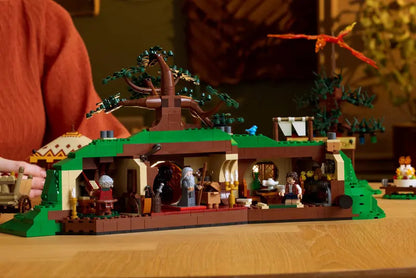 LEGO® ICONS - THE LORD OF THE RINGS: The Shire™ 10354