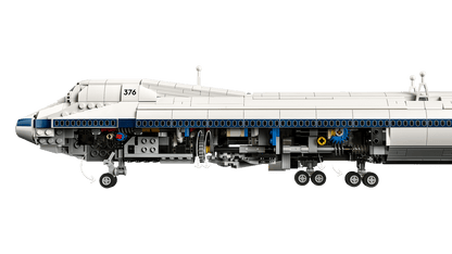 LEGO® ICONS - Shuttle Carrier Aircraft 10360