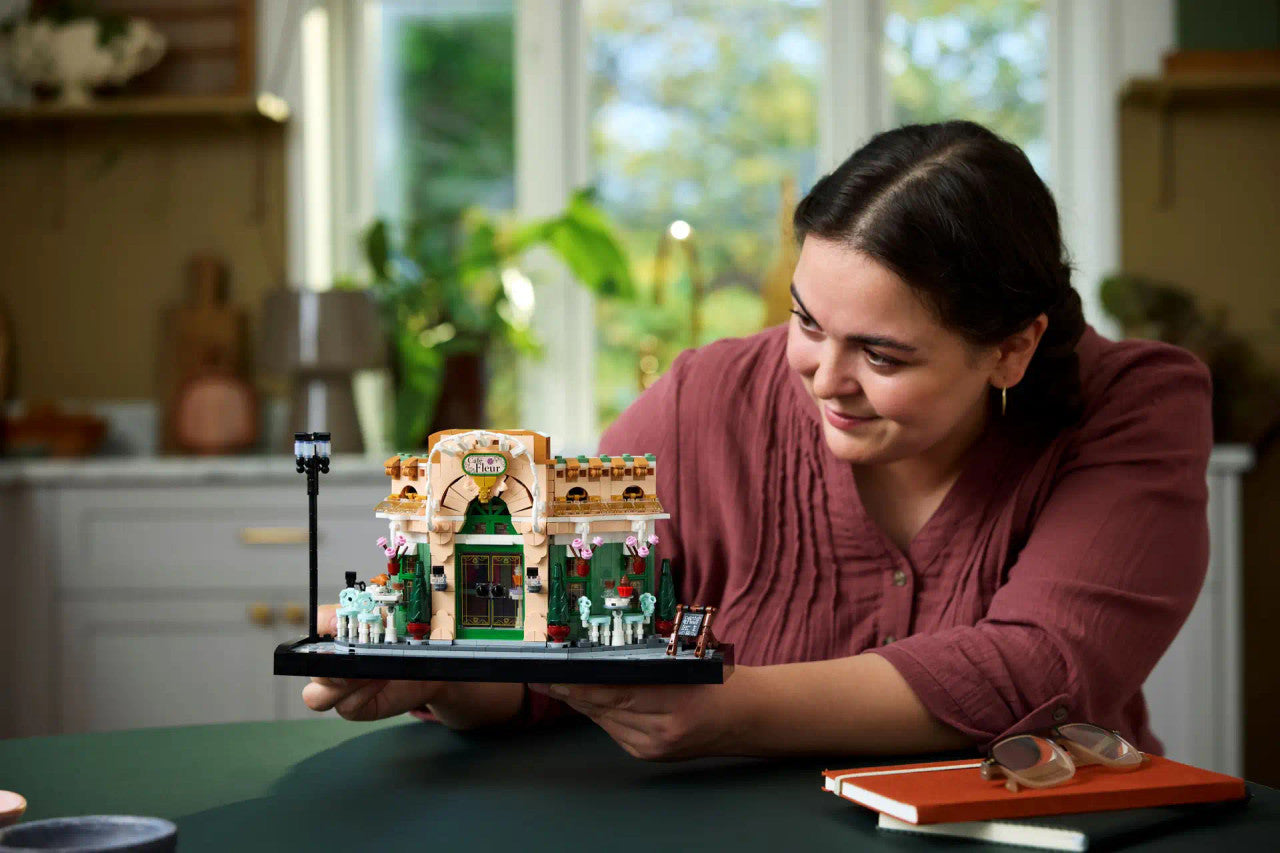LEGO® Icons - French Café 10362