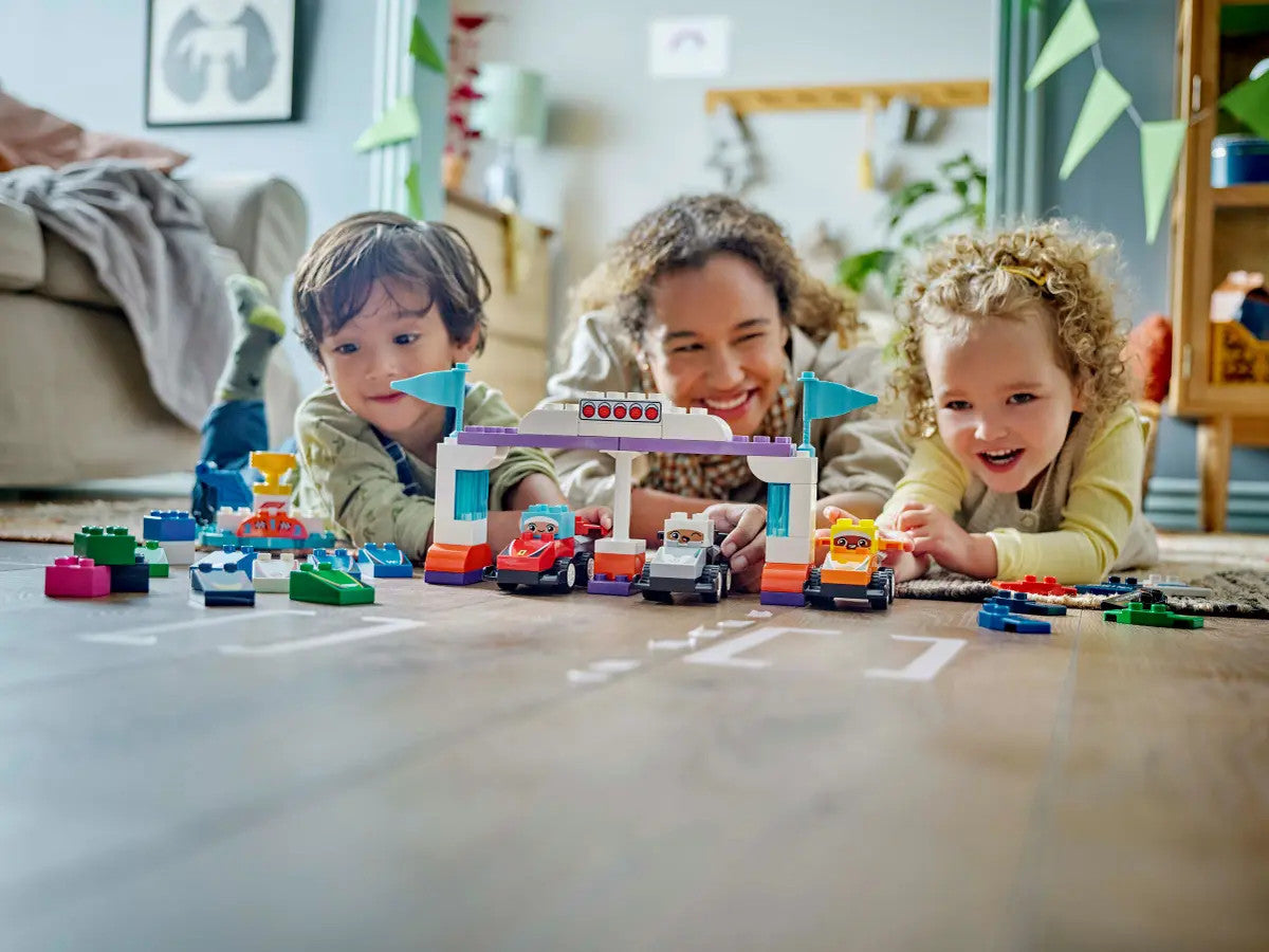 LEGO® DUPLO® - F1® Team Race Cars & Drivers 10445