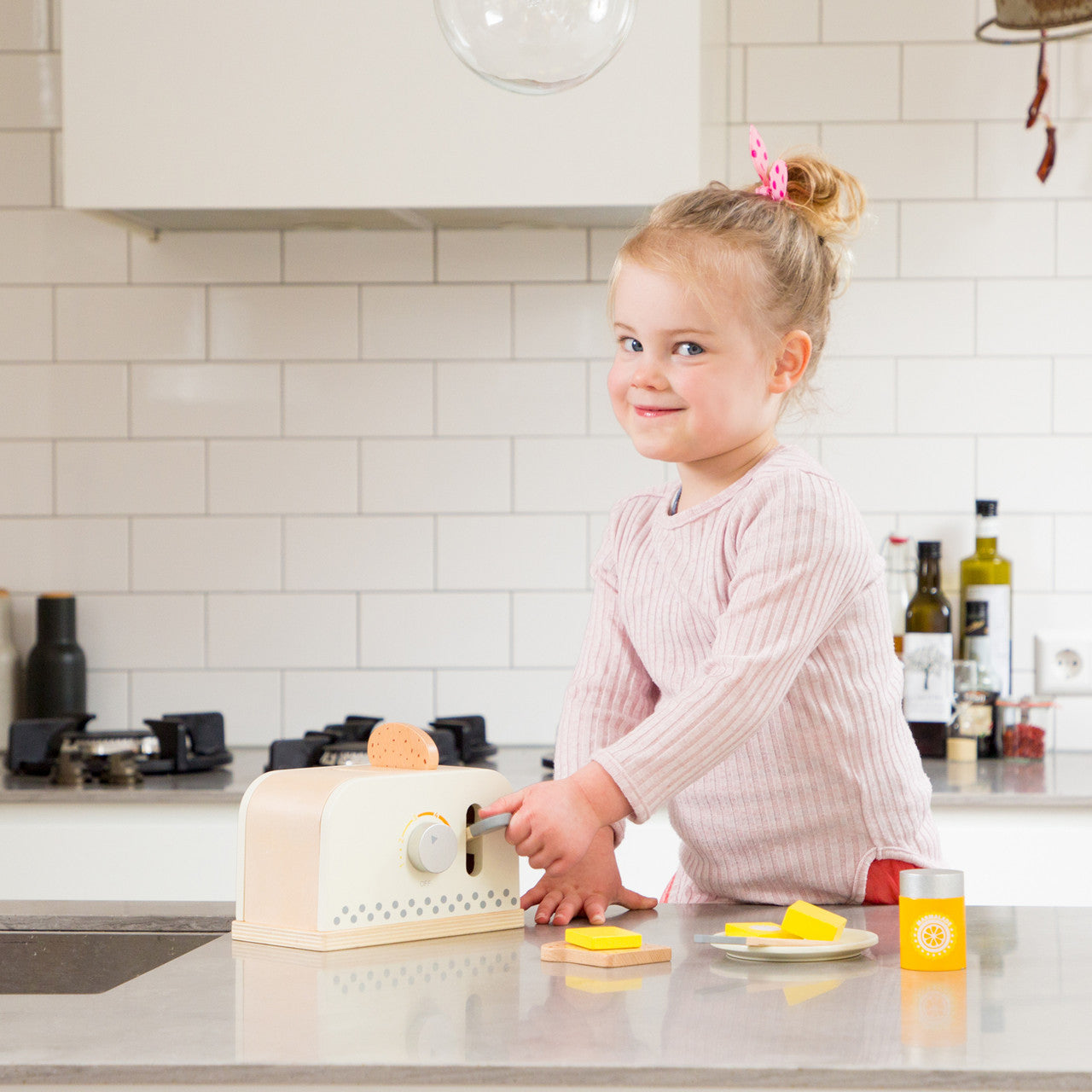New Classic Toys - Pop-Up Toaster - White