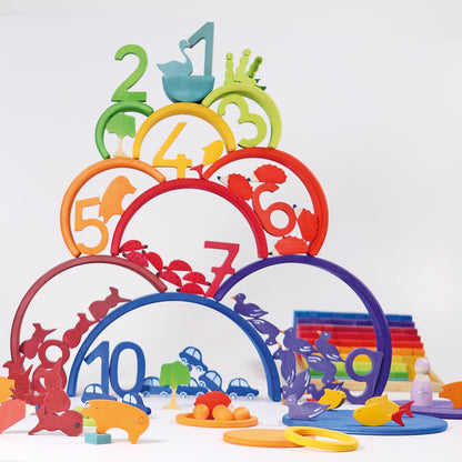 Grimm’s Figures for Counting and Story Telling