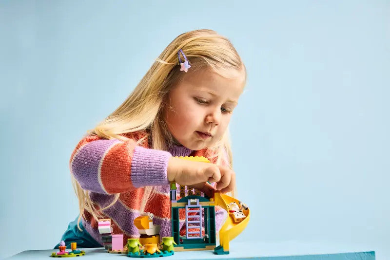 LEGO® DUPLO® - Playground Fun with Bluey and Chloe 11201