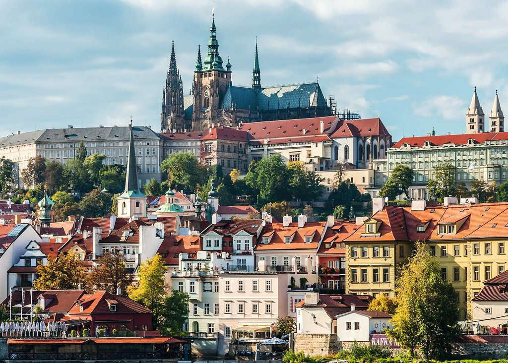 Ravensburger 1000pc - Prague Castle Puzzle