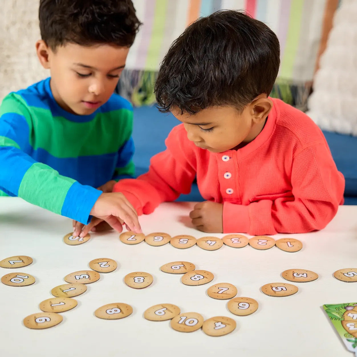 Orchard Toys - Dinosaur Number Eggs Game