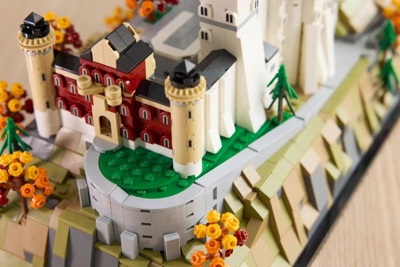 LEGO® Architecture - Neuschwanstein Castle 21063