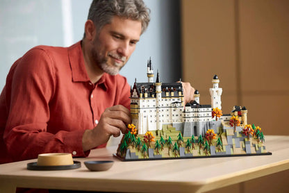 LEGO® Architecture - Neuschwanstein Castle 21063