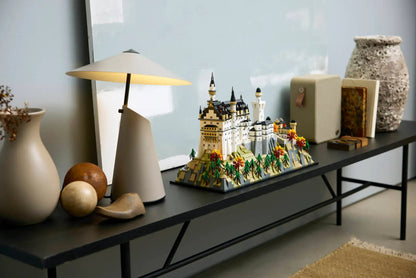 LEGO® Architecture - Neuschwanstein Castle 21063