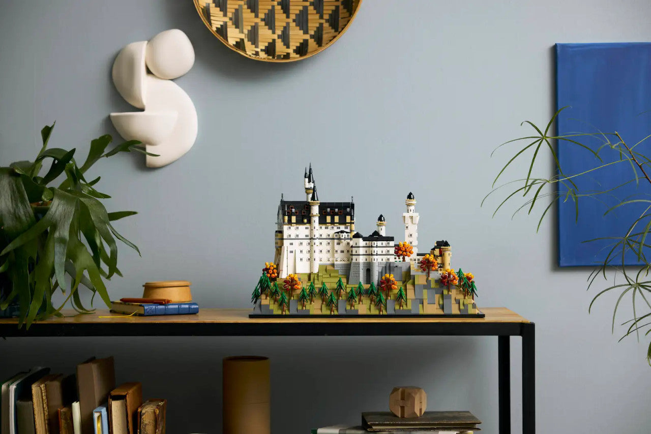 LEGO® Architecture - Neuschwanstein Castle 21063