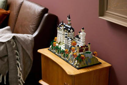LEGO® Architecture - Neuschwanstein Castle 21063