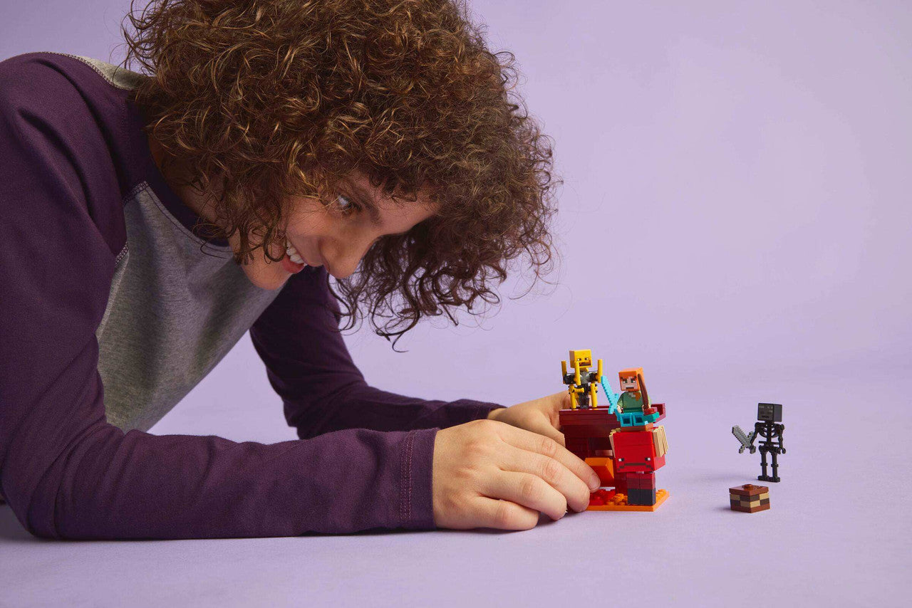 LEGO® Minecraft®- The Nether Lava Battle 21266