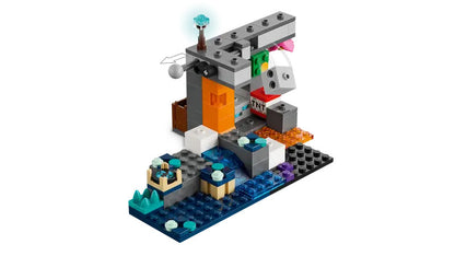 LEGO® Minecraft® The Warden Encounter 21274
