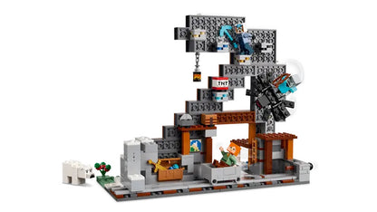 LEGO® Minecraft® The Pickaxe Mine 21277