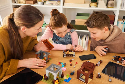 LEGO® Minecraft® The Pillager Outpost and Ravager 21278