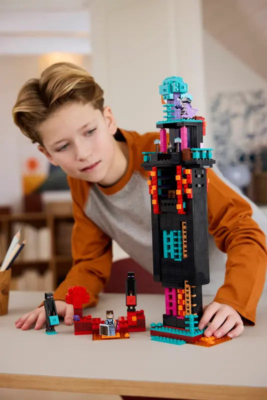 LEGO® Minecraft® The Enderman Tower 21279