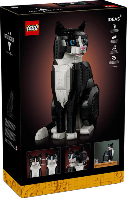 LEGO® Ideas - Tuxedo Cat 21349 **Minor Box Damage**