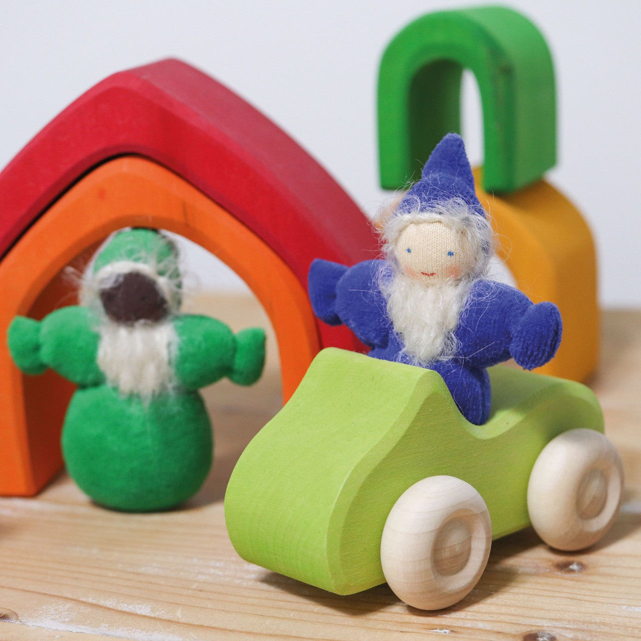 Grimm’s Rainbow Dwarfs