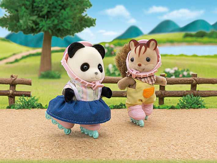 Sylvanian Families - Panda Girl - Cycle & Skate Set 5652