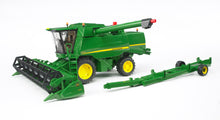 Bruder John Deere T670i Combine Harvester 24002132 1:16 scale farm toy with detachable harvesting header and working grain auger