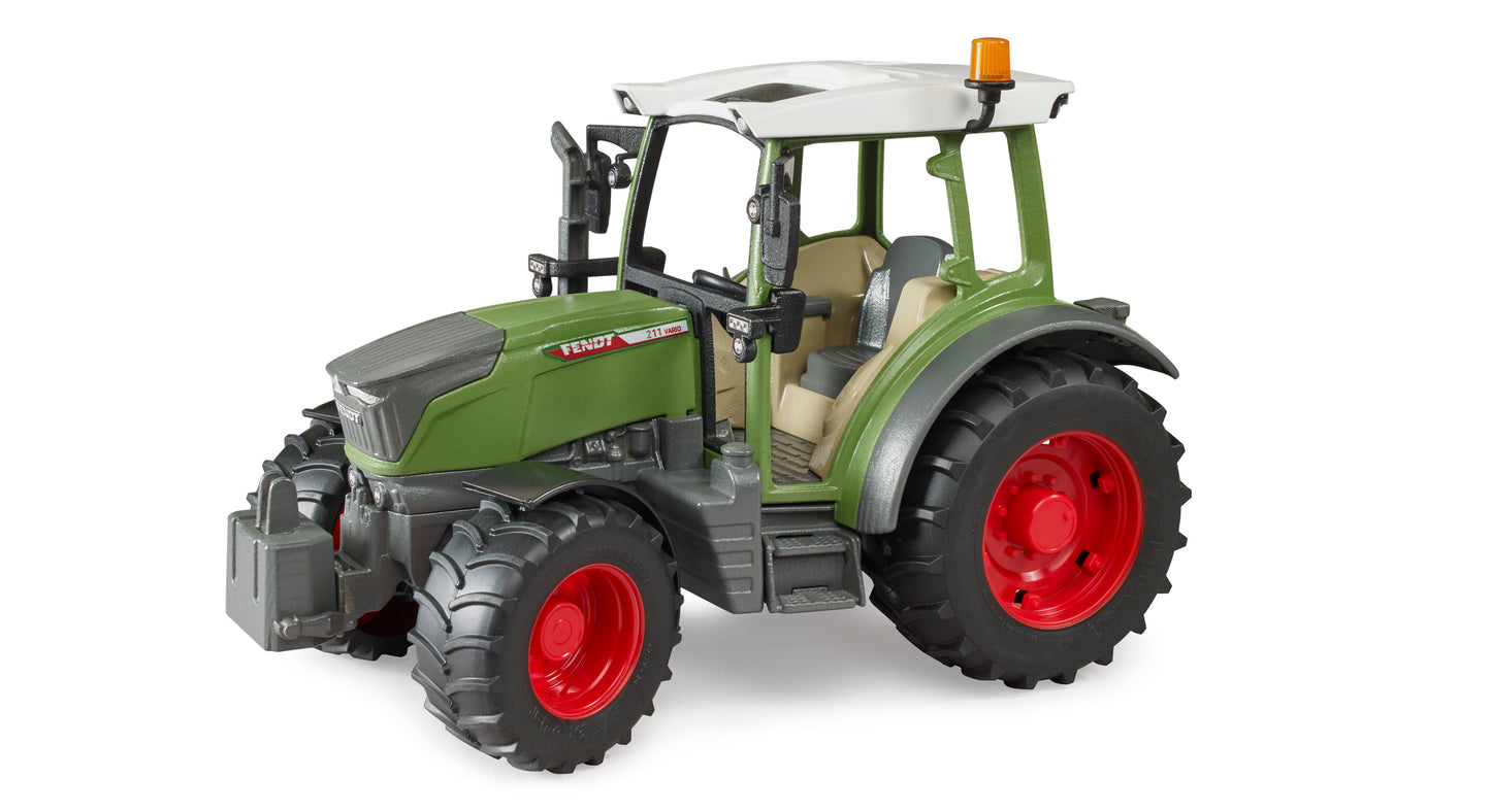 BRUDER Fendt Vario 211 Tractor 02180 1:16 scale farm tractor with steering rod and off-road front axle