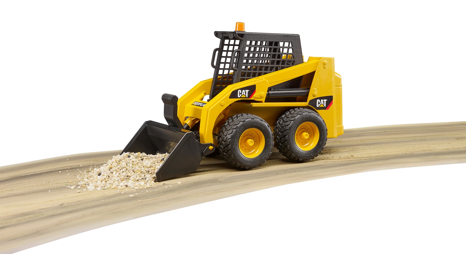 Bruder CAT Skid Steer Loader 02481 1:16 scale construction vehicle with functional loading arm and detachable front bucket