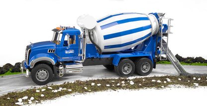 Bruder MACK Granite Cement Mixer 02814 1:16 scale construction truck with rotating cement drum and opening cab doors
