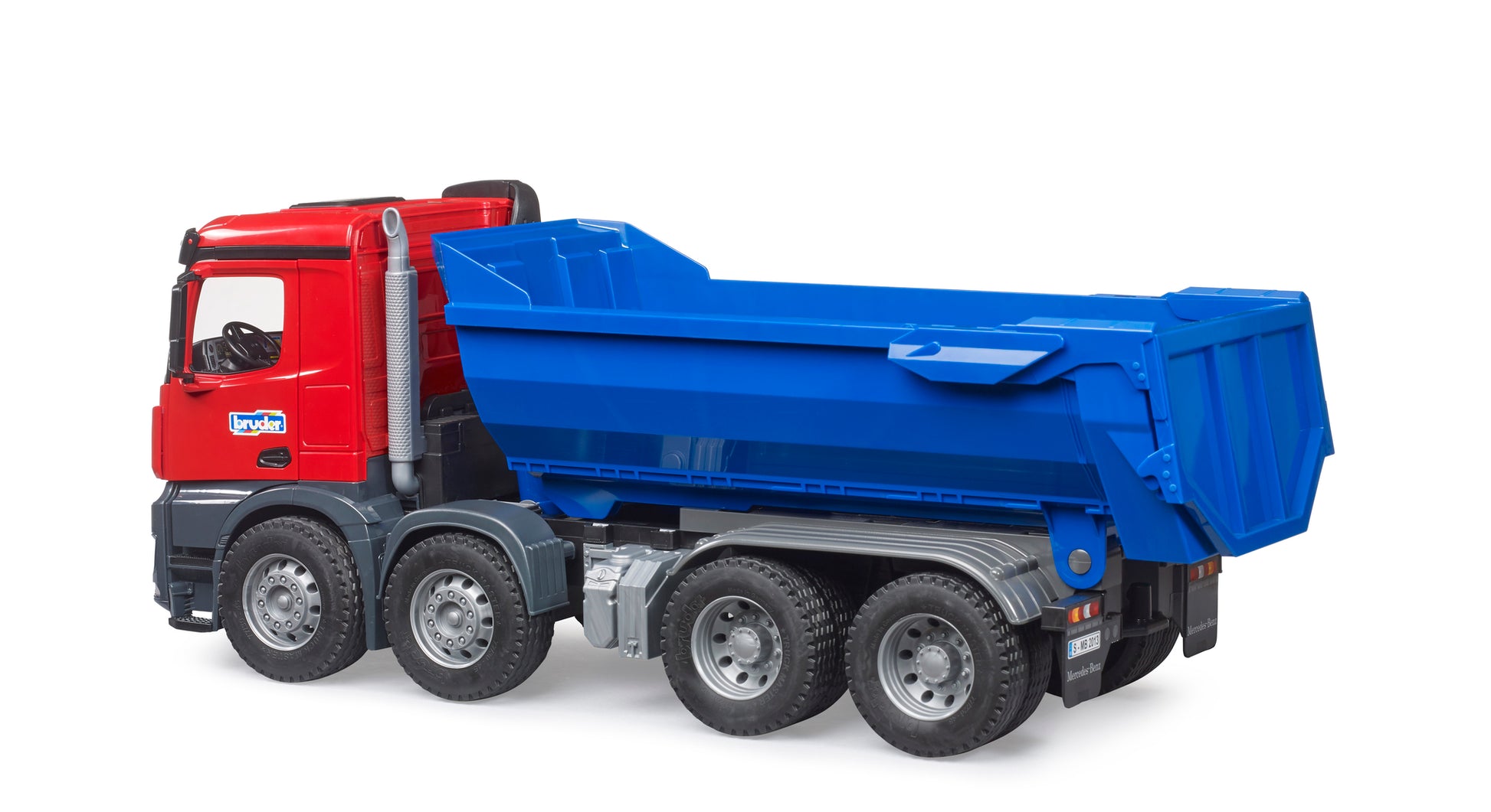 Bruder Mercedes-Benz Arocs Halfpipe Dump Truck 03621 1:16 scale construction vehicle with tipping dump body