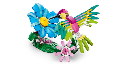 LEGO® Creator 3 in 1 - Wild Animals: Colourful Hummingbird 31384