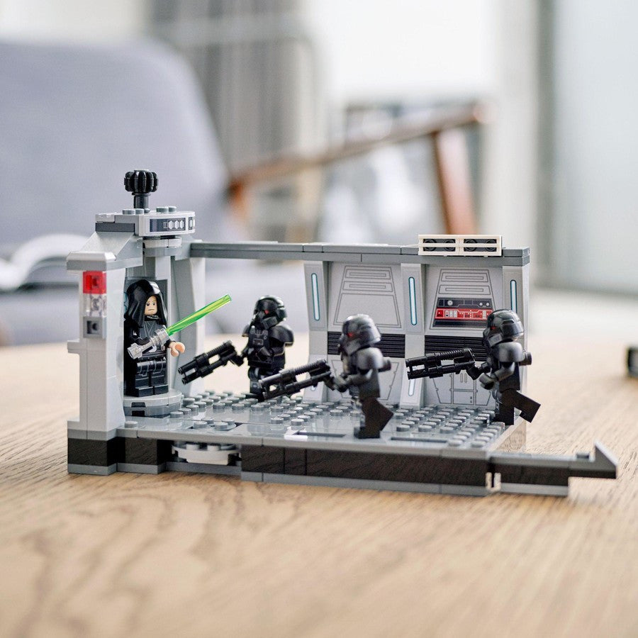 LEGO® Star Wars™ - Dark TrooperTM Attack 75324