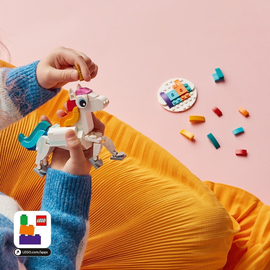 LEGO Creator 3 in 1 - Magical Unicorn 31140