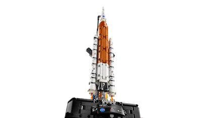 LEGO® Technic - NASA Artemis Space Launch System Rocket 42221