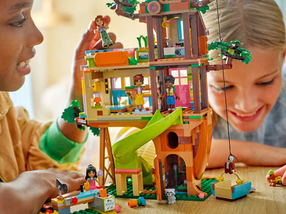 LEGO® Friends - Friendship Tree House Hangout  42652
