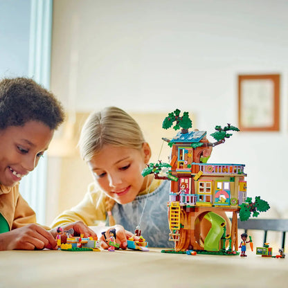 LEGO® Friends - Friendship Tree House Hangout  42652