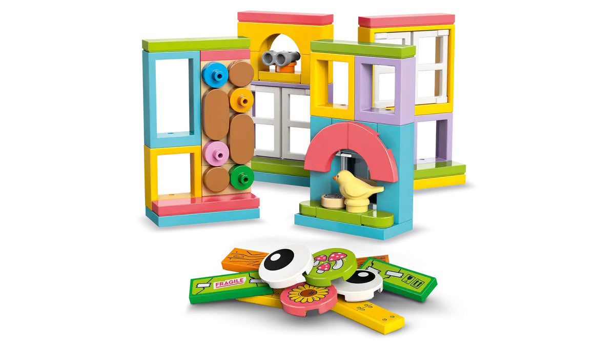 LEGO® Friends - Friendship Tree House Hangout  42652