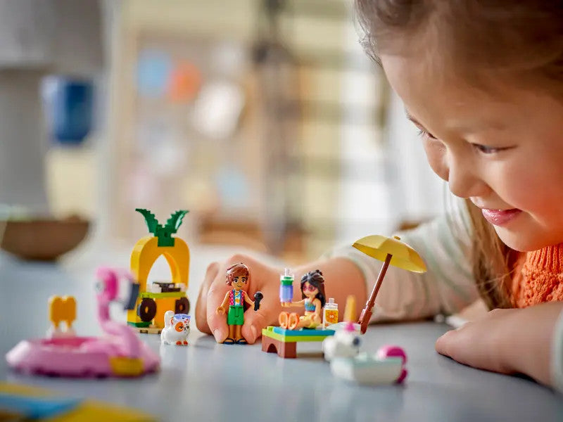 LEGO® Friends - Unicorn & Flamingo Pool Party 42658