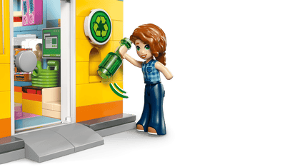 LEGO® Friends - Heartlake City Convenience Store 42680