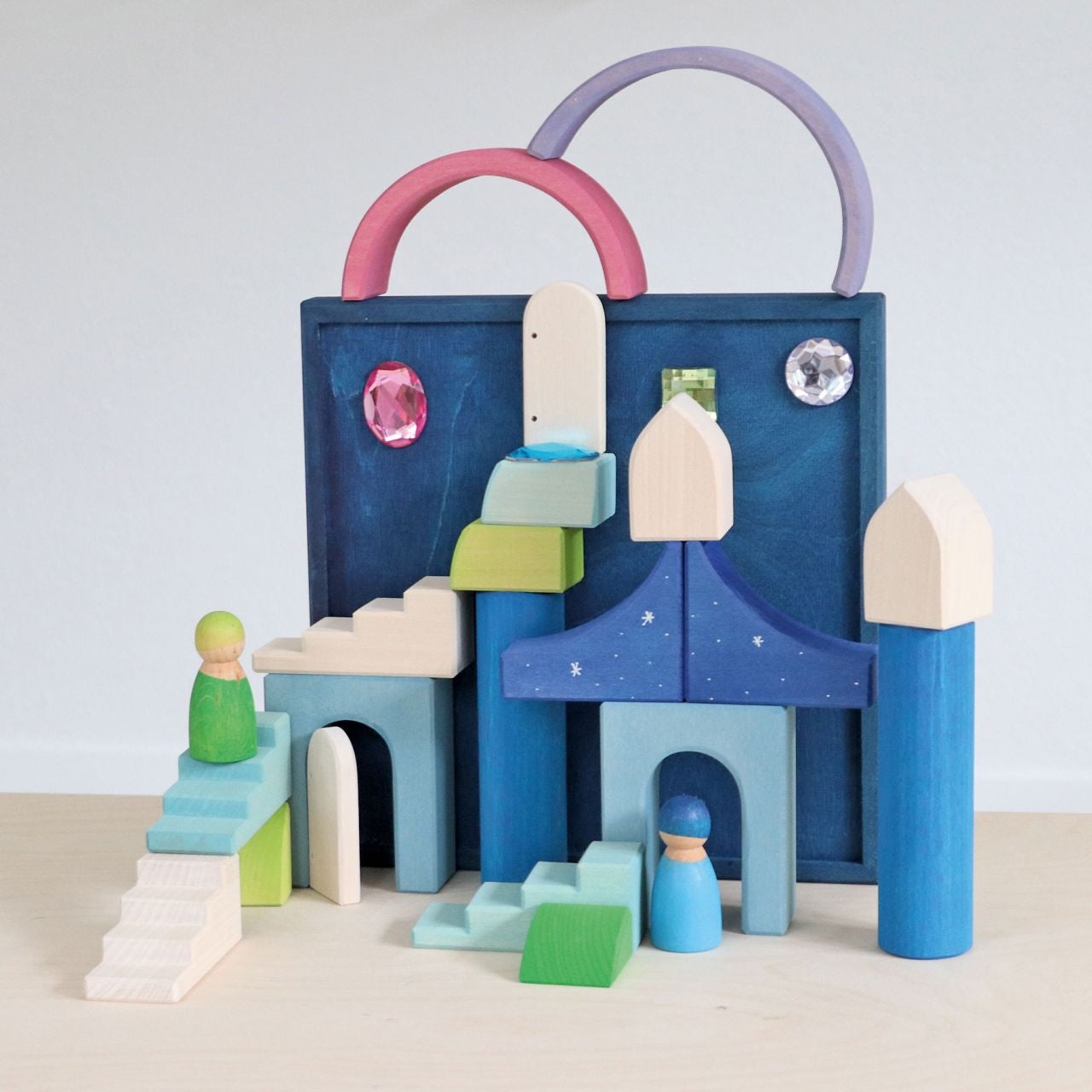Grimm’s Building World Polar Light