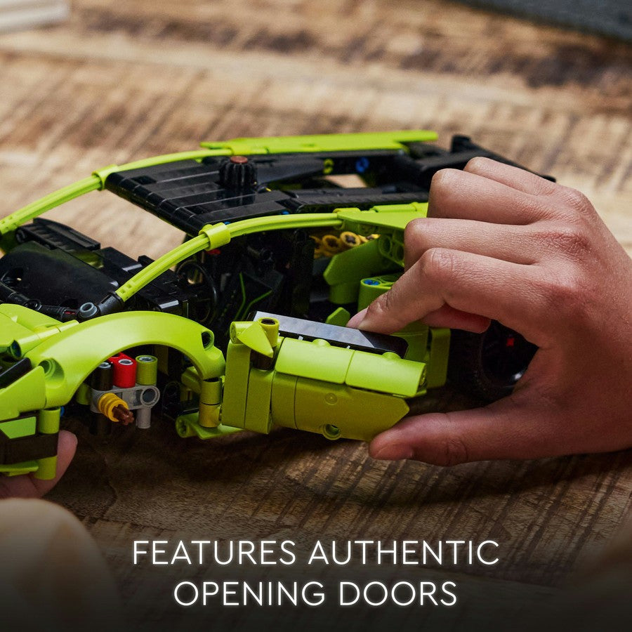 LEGO® Technic - Lamborghini Huracán Tecnica 42161