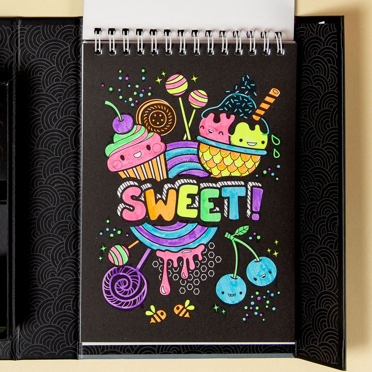 Tiger Tribe Neon Colouring Set - Glow Friends