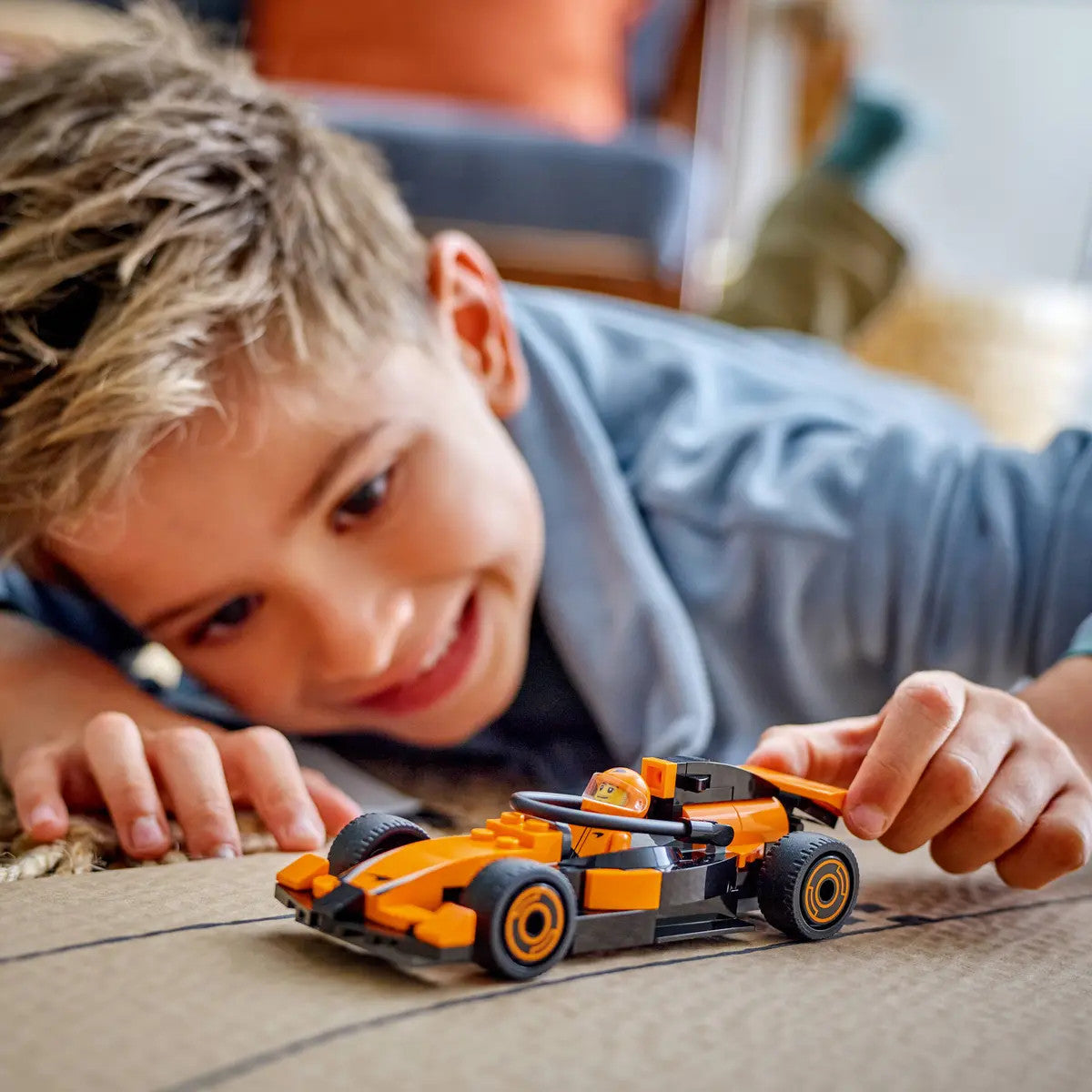 LEGO® City - F1® Driver with McLaren Race Car 60442